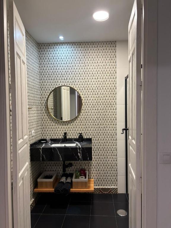 Baño con accesorios de calidad